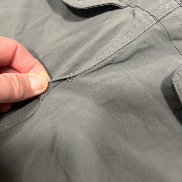 Lole quick dry active wear women’s dark grey shorts size 8 - Picture 4 of 8